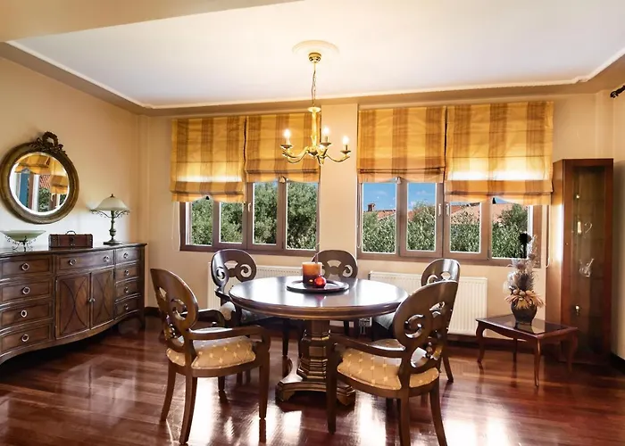 Luxury Rustic Mountain View Villa