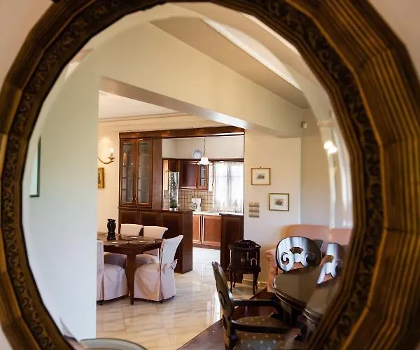 Luxury Rustic Mountain View Villa Lefkáda