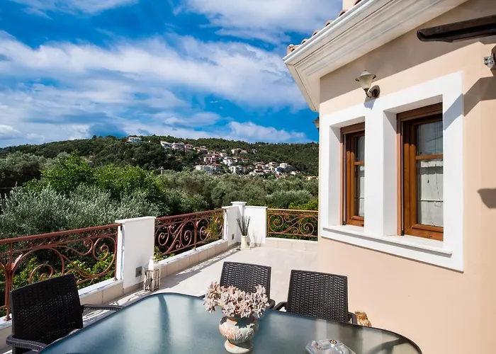 Luxury Rustic Mountain View Lefkáda