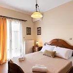 Luxury Rustic Mountain View Lefkáda