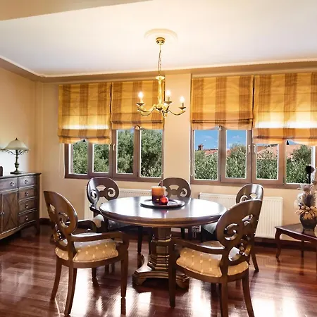 Luxury Rustic Mountain View Βίλα